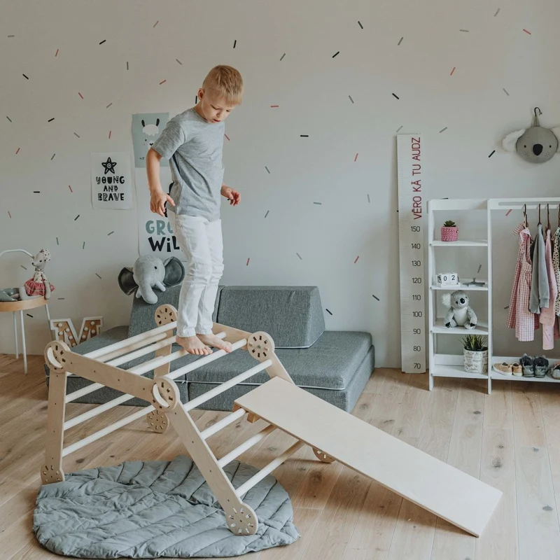 Transformerbar Montessoriklättrare med ramp