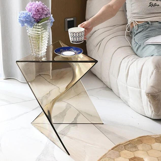Sido Bord Modern Akryl Twist Design