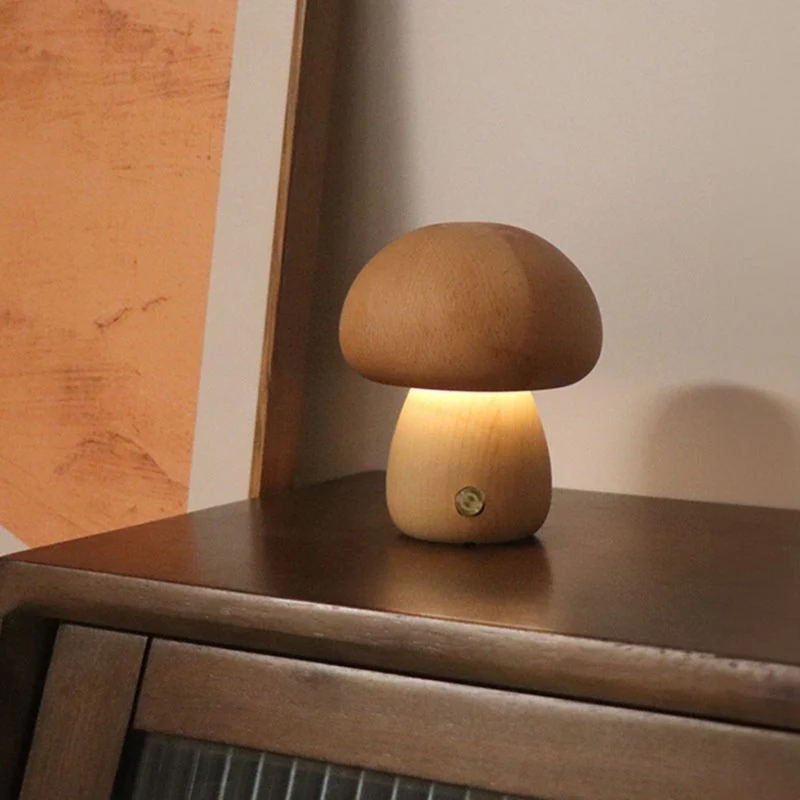 Bordslampa med träsvampdesign