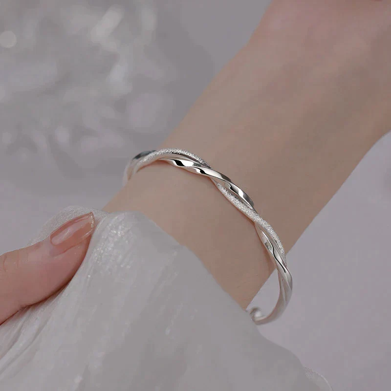 Sølv Armbånd med Flettet Design - Justerbar Elegance