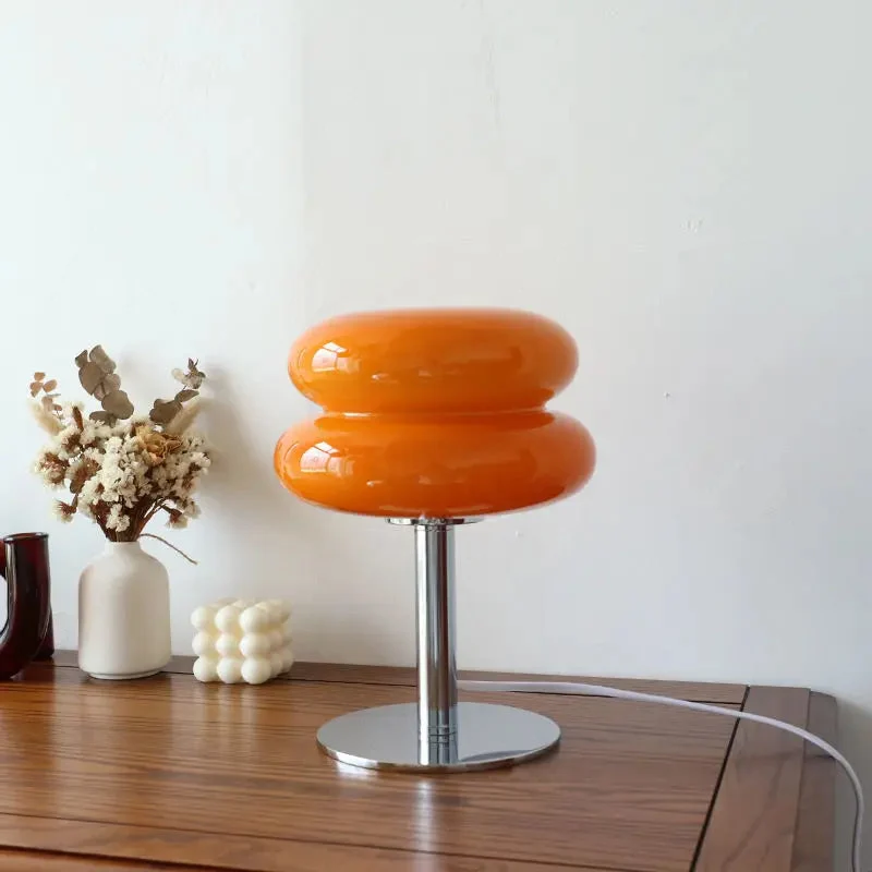 Elegant Bauhaus Bordlampe med Trådløs LED og Dæmpbarhed