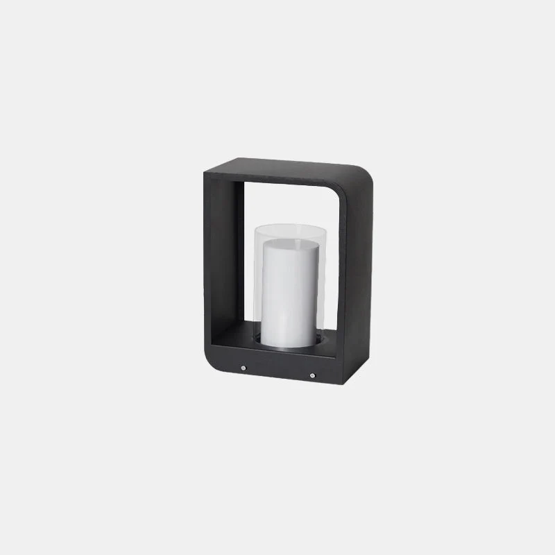 Elegant LED Udendørsbelysning med Energibesparende Design