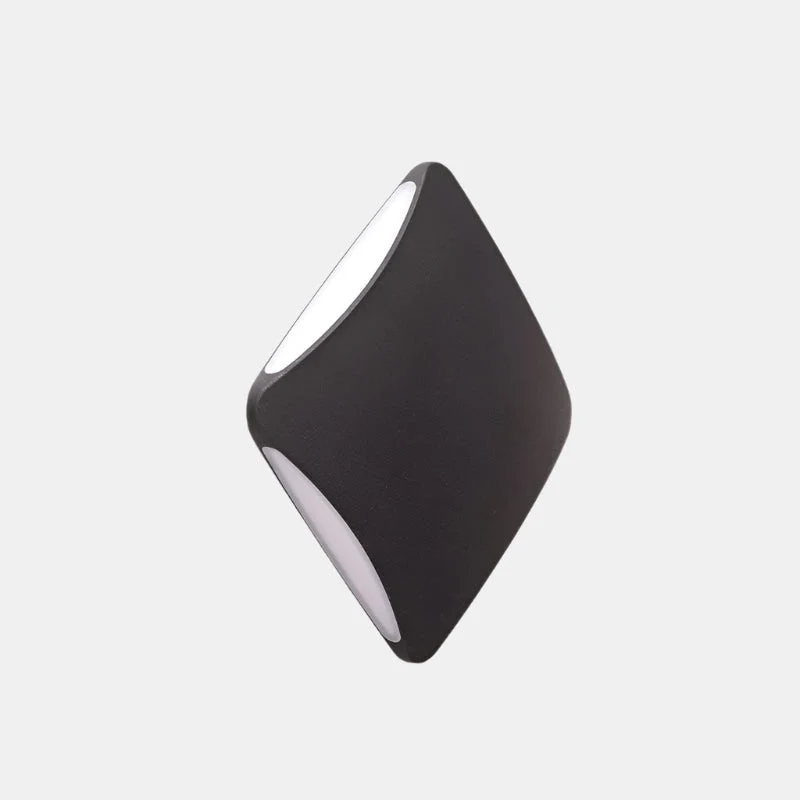 Stilfuld LED-Væglampe med Geometrisk Design og Blød Belysning