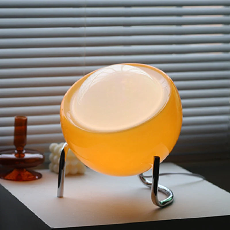 Retro Bordlampe i Glas med Energibesparende LED Lys