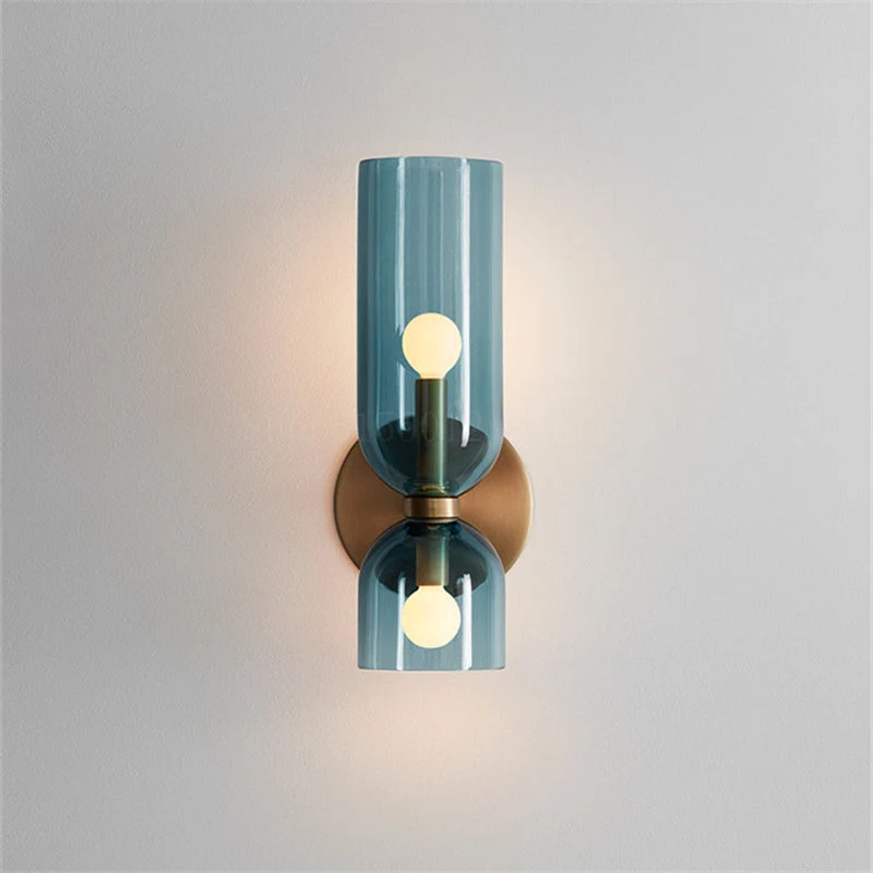 Glasvägglampa med dubbel lampdesign