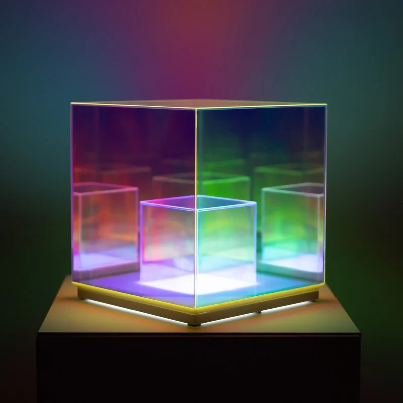 Futuristisk RGB-bordlampe: Skab unik atmosfære i dit hjem