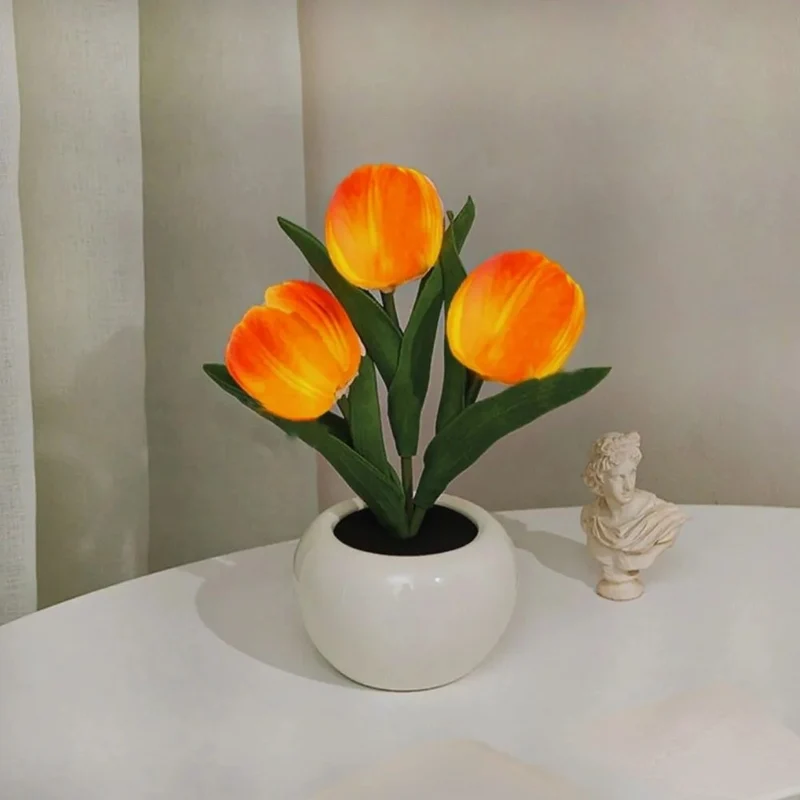 Dekorativ LED Tulipanlampe i Keramikpotte – Naturlig Hygge