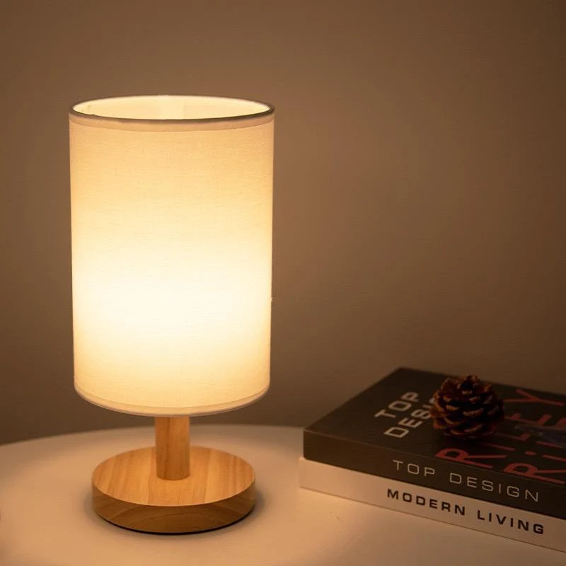 Dæmpbar Bordlampe i Træ med Justerbar Lysstyrke