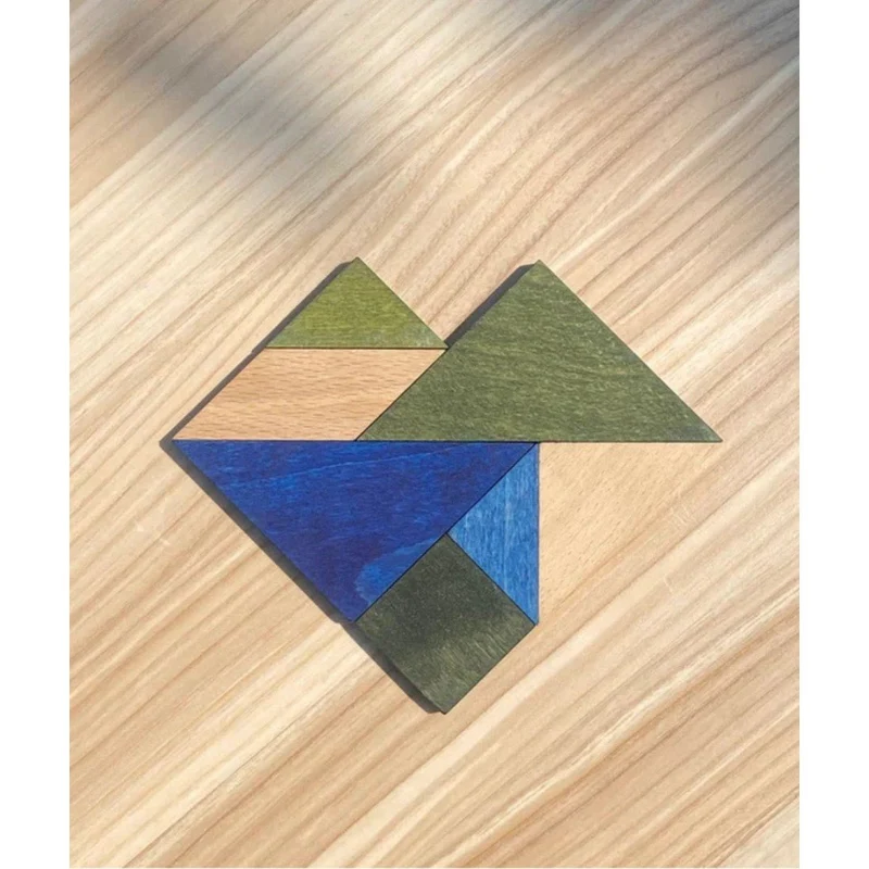 Tangram Pussel i Trä – Kalla Färger