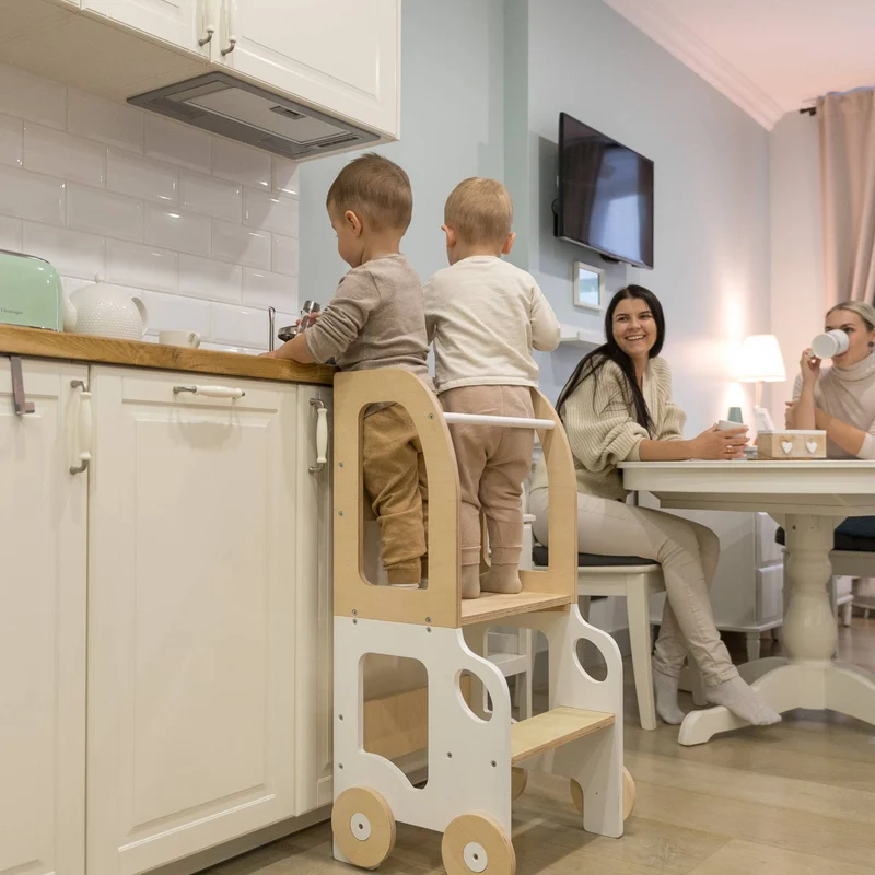 Montessori Lernturm 3-in-1 – Küchenhelfer, Tisch & Stuhl-Auto-Design