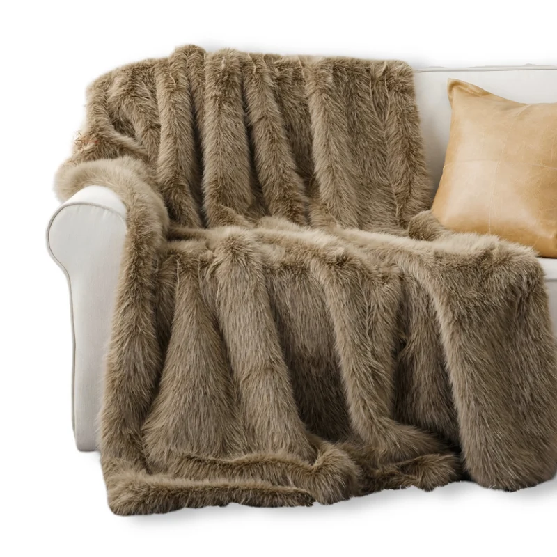 Luksus Fleece Tæppe i Syntetisk Pels – Blødt Tæppe til Seng og Sofa