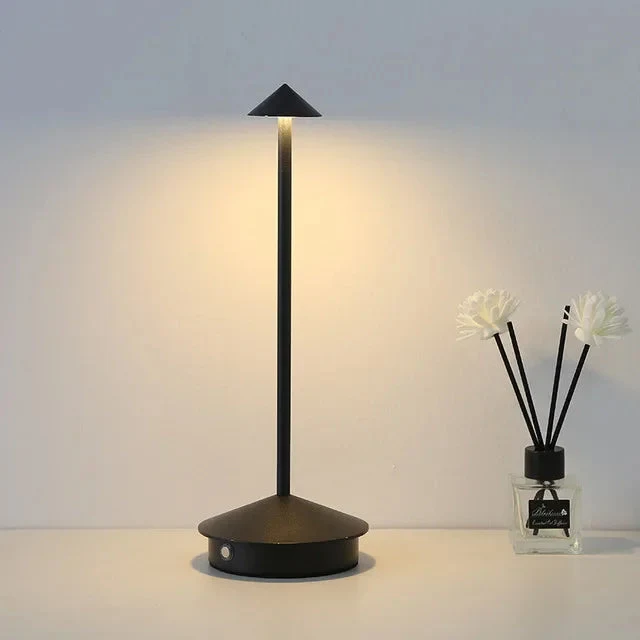 Stilfuld Bordlampe med Berøringskontrol