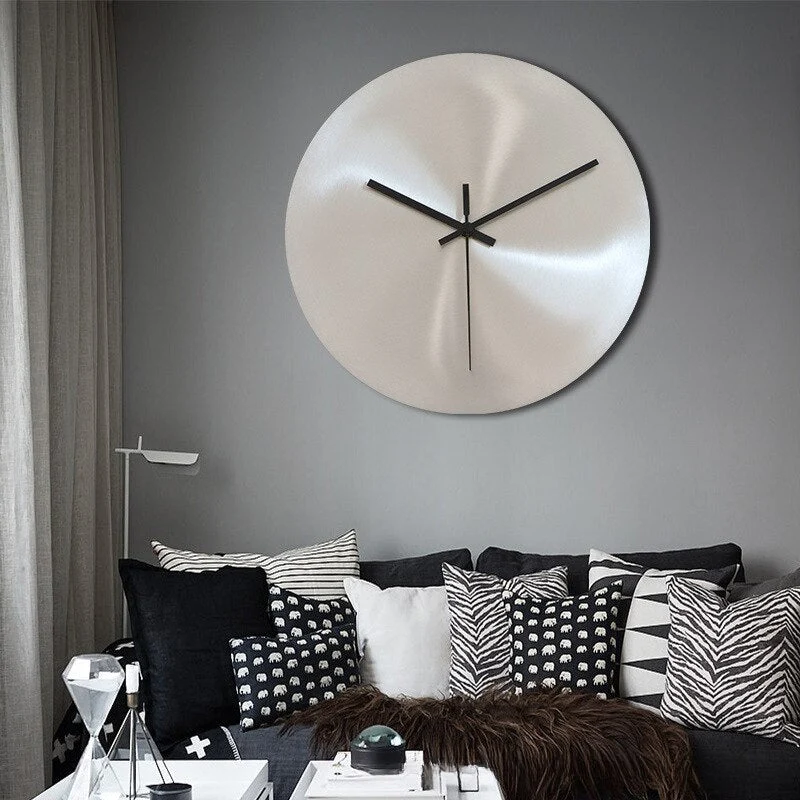 Minimalist Vægur i Rustfrit Stål - Elegance til Hjemmet