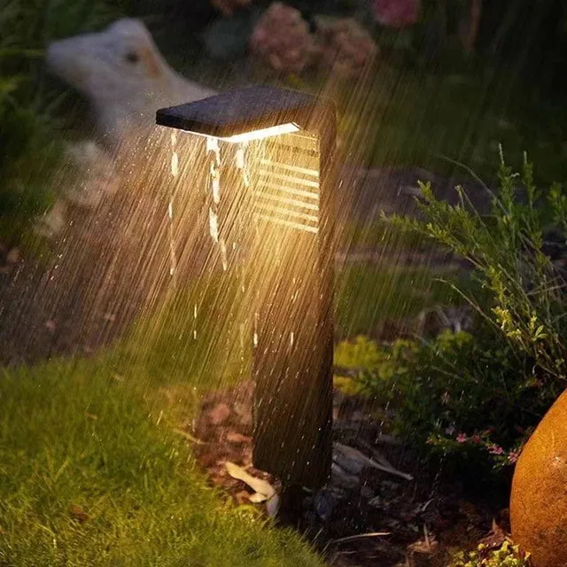 Elegant Solcellelampe til Haven | Miljøvenlig LED Udendørsbelysning