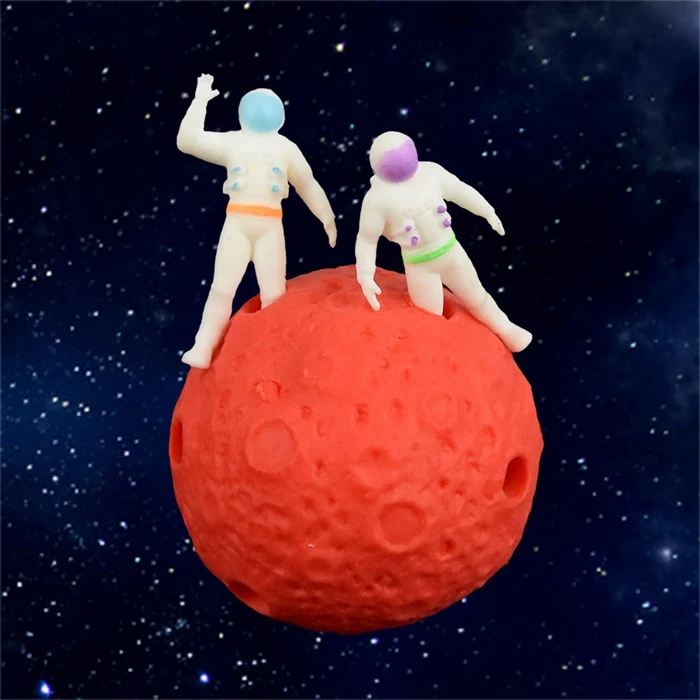 Stretchy Astronaut i Rymden