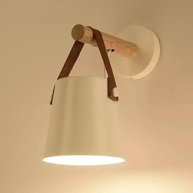 LED Vägglampa Med Justerbar Ljusfärg – Nordisk Design - Trä och Järn - Idealisk För Inomhusbruk - Modern Stil - Perfekt För Sovrum och Vardagsrum