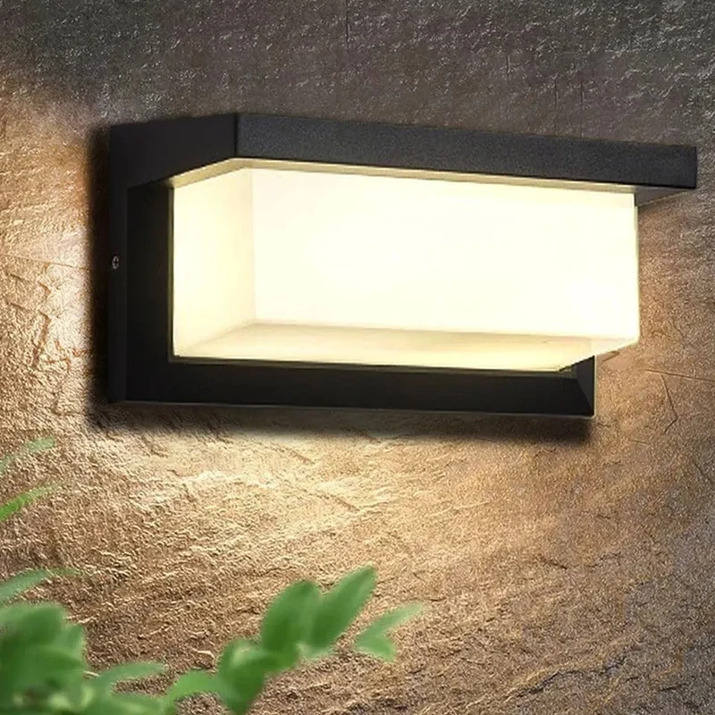 LED Utomhusvägglampa PIR Rörelsesensor
