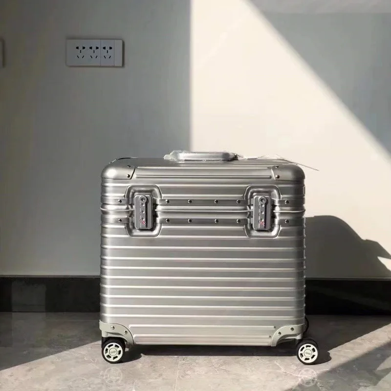 Elegant Rejse Kuffert i Aluminium-Magnesium – Rivea