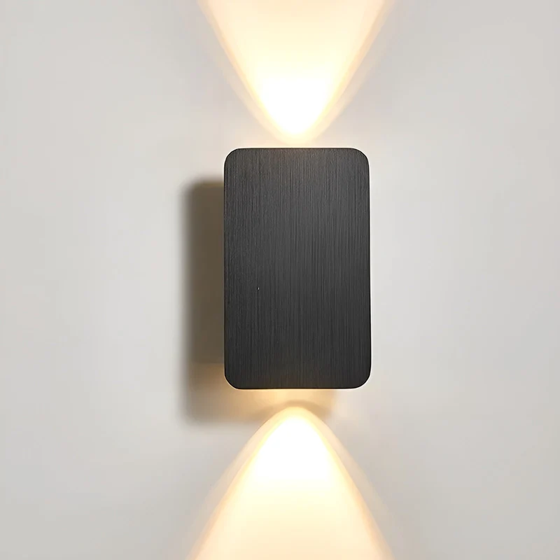 Stilren LED-trappebelysning – Energi- og pladsbesparende
