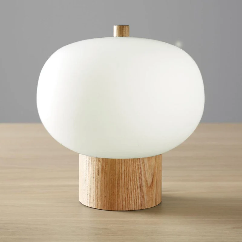 Elegant LED Bordlampe med Træbase - Perfekt til Moderne Indretning